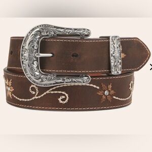 NWOT Nocona Ladies Western Rhinestone Belt Brown with Silver Buckle Size L